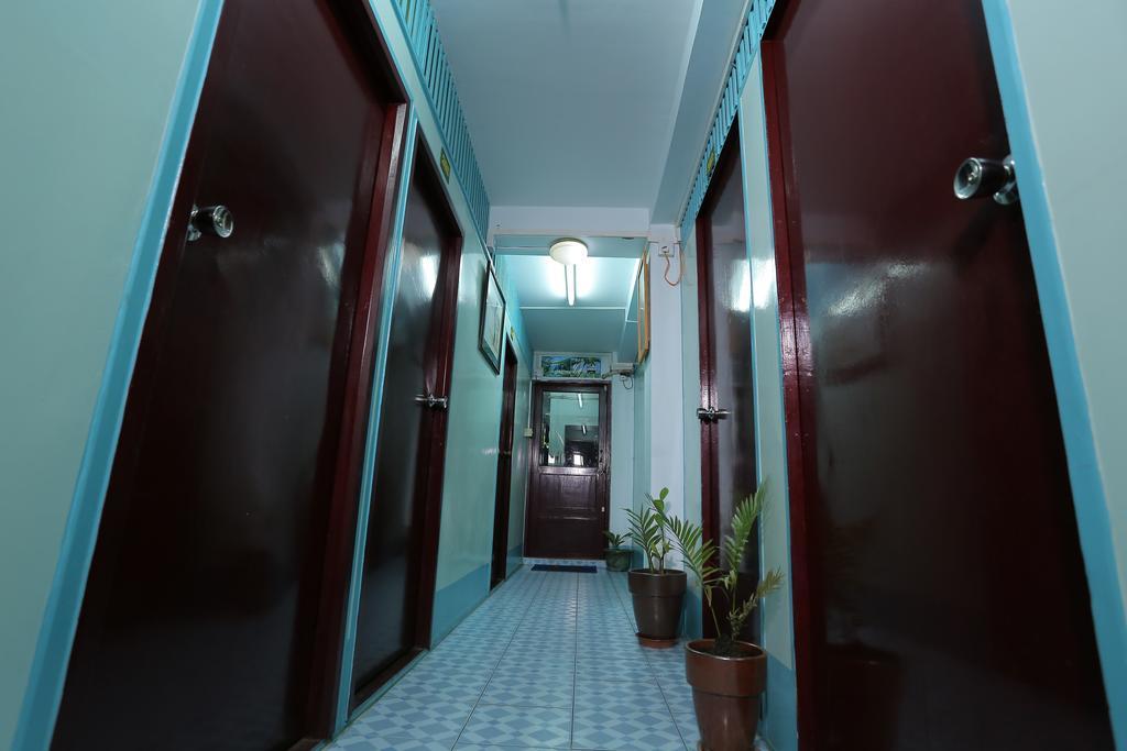 Chan Myae Thar Guest House Янгон Екстериор снимка